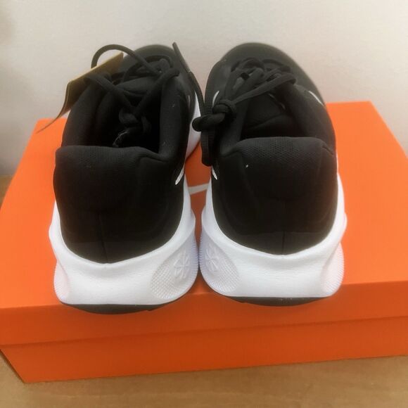 Nike Revolution 7 Men Running Shoes Black White FB2207 001 Size 11 Gym Outdoor main image 8
